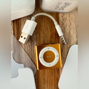 iPod shuffle 2GB 4th generation Orange